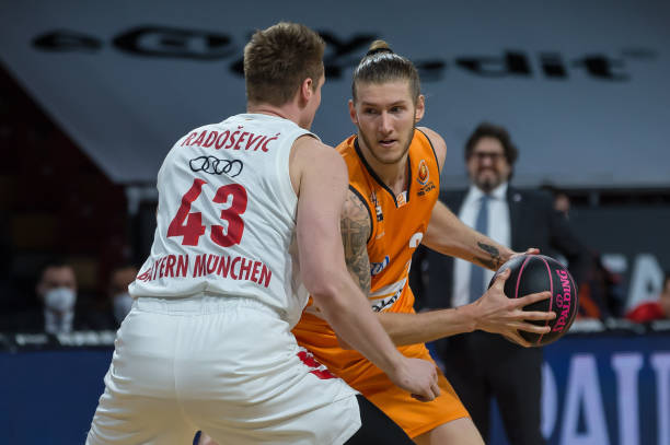 的劲敌球员 的劲敌球员