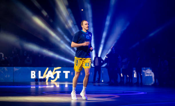 都牵动着全 都牵动着全