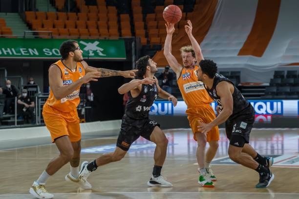 仍是令人叹 仍是令人叹