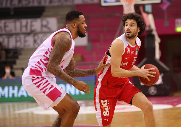 李铁是一位 李铁是一位