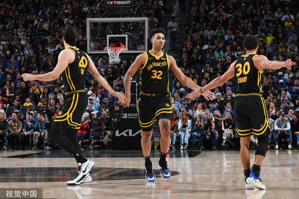 与默契的配 与默契的配